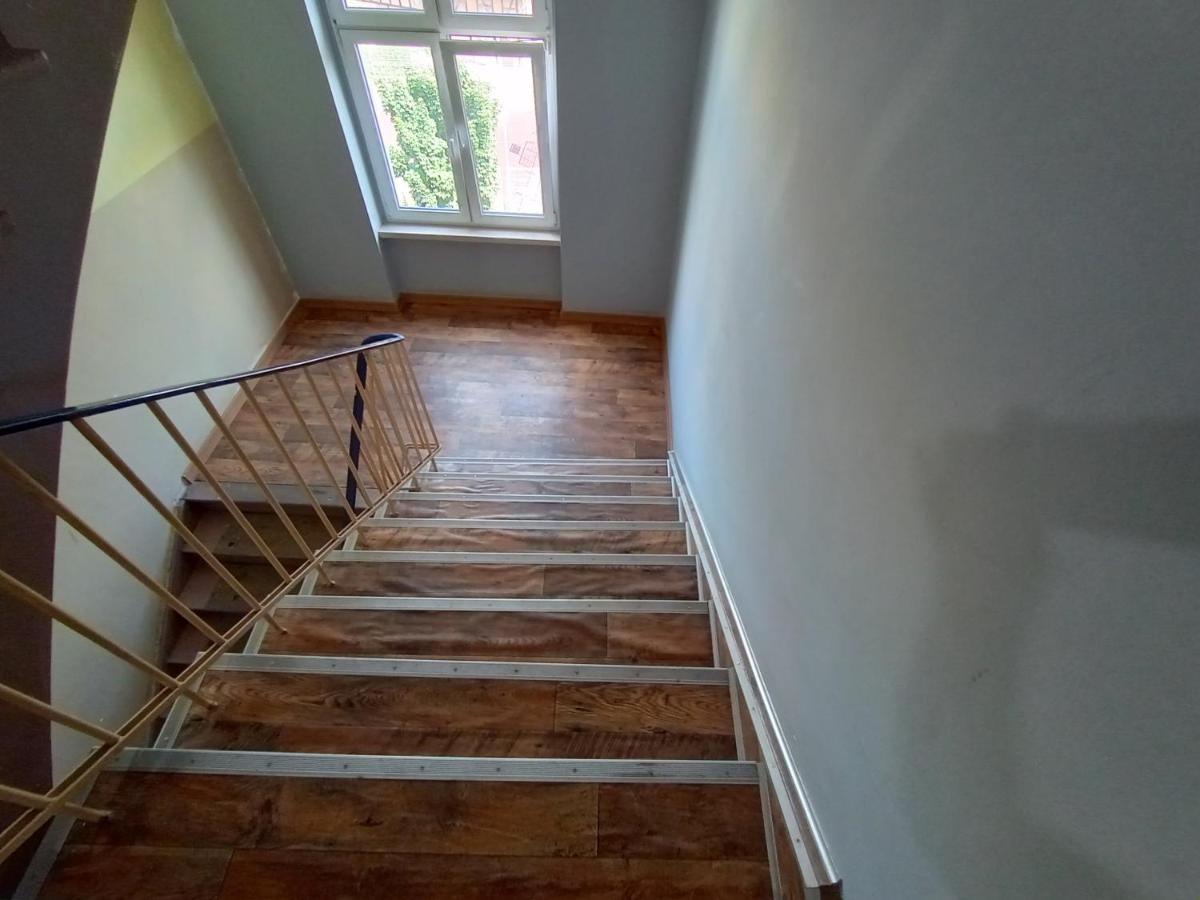 Apartament Venge -Cale Mieszkanie 46M2 Na Wylacznosc - Z Jedna Sypialnia I Jednym Sypialno-Salonem -3 Pietro Bez Windy- Rezerwacja Bez Karty Kredytowej-Klimatyzacja-Netflix-2 Lozeczka Dzieciece- Bezplatny Parking Publiczny Вроцлав Экстерьер фото