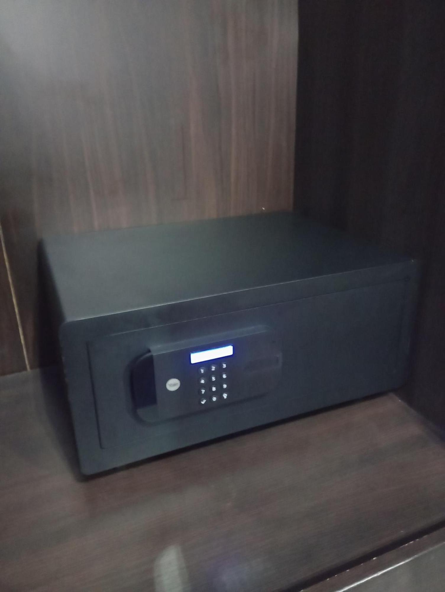 Apartament Venge -Cale Mieszkanie 46M2 Na Wylacznosc - Z Jedna Sypialnia I Jednym Sypialno-Salonem -3 Pietro Bez Windy- Rezerwacja Bez Karty Kredytowej-Klimatyzacja-Netflix-2 Lozeczka Dzieciece- Bezplatny Parking Publiczny Вроцлав Экстерьер фото
