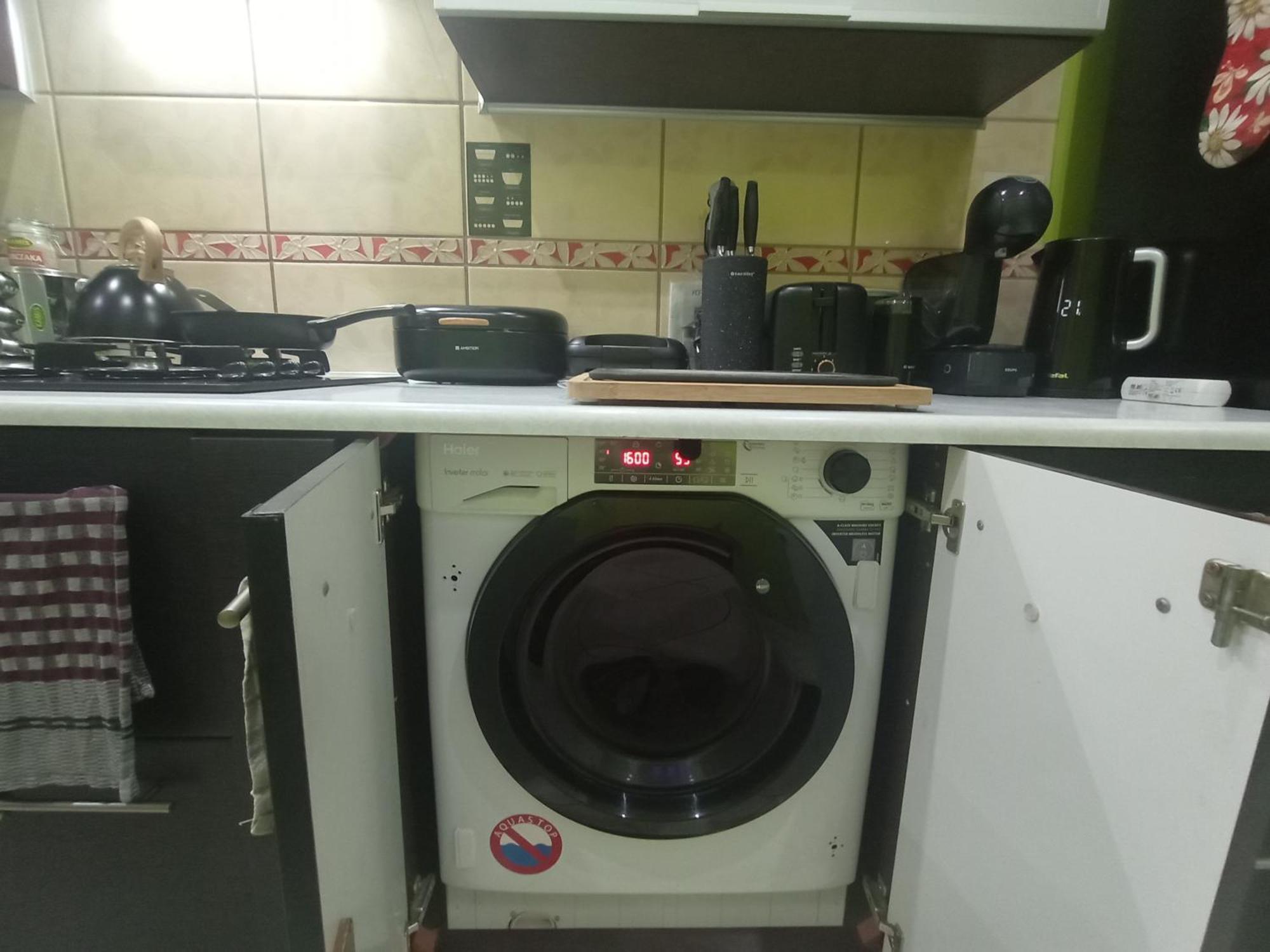 Apartament Venge -Cale Mieszkanie 46M2 Na Wylacznosc - Z Jedna Sypialnia I Jednym Sypialno-Salonem -3 Pietro Bez Windy- Rezerwacja Bez Karty Kredytowej-Klimatyzacja-Netflix-2 Lozeczka Dzieciece- Bezplatny Parking Publiczny Вроцлав Экстерьер фото