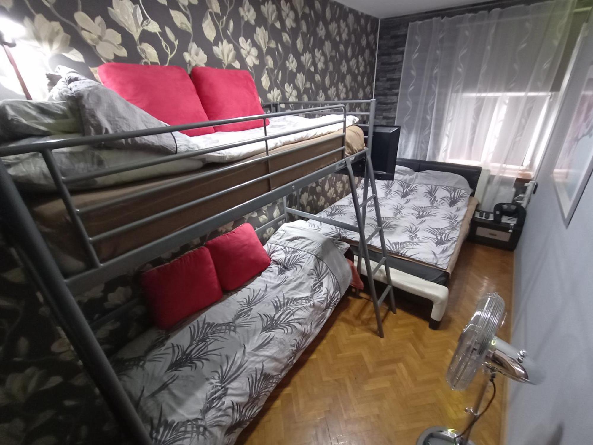 Apartament Venge -Cale Mieszkanie 46M2 Na Wylacznosc - Z Jedna Sypialnia I Jednym Sypialno-Salonem -3 Pietro Bez Windy- Rezerwacja Bez Karty Kredytowej-Klimatyzacja-Netflix-2 Lozeczka Dzieciece- Bezplatny Parking Publiczny Вроцлав Экстерьер фото