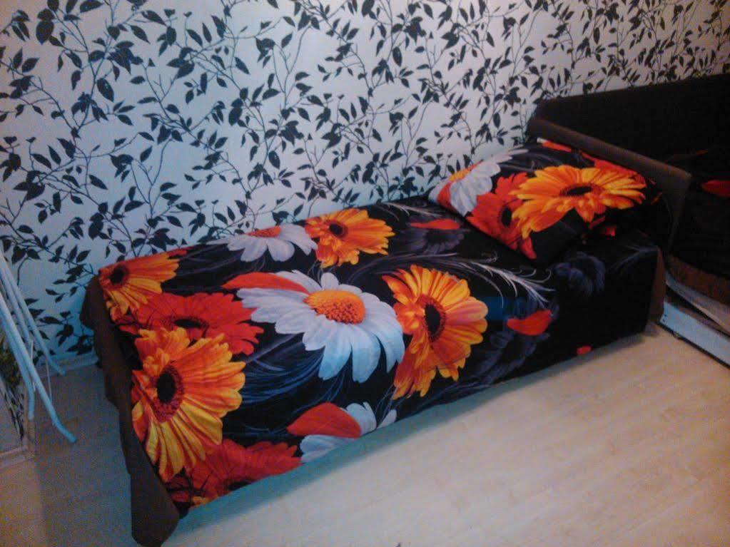 Apartament Venge -Cale Mieszkanie 46M2 Na Wylacznosc - Z Jedna Sypialnia I Jednym Sypialno-Salonem -3 Pietro Bez Windy- Rezerwacja Bez Karty Kredytowej-Klimatyzacja-Netflix-2 Lozeczka Dzieciece- Bezplatny Parking Publiczny Вроцлав Экстерьер фото